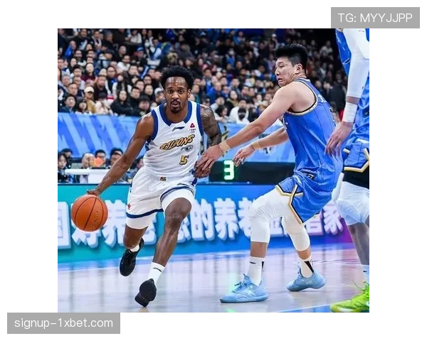 浙江广厦逆转南京同曦 巴里布朗关键时刻得分能力显现